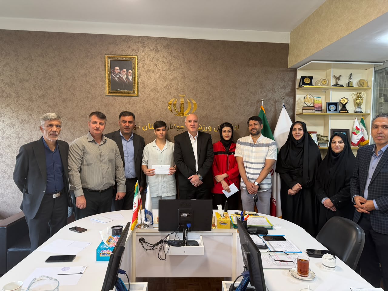 تجلیل از ۳ ملی‌پوش تهرانی تنیس روی میز با حضور مدیرکل ورزش و جوانان استان تهران